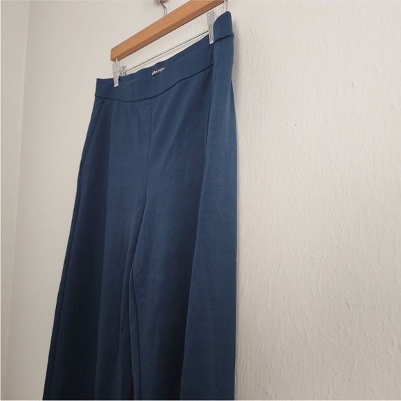 Eileen Fisher Navy Wide Leg Easy Fit Cropped Length Pant, new without tags - Picture 7 of 9